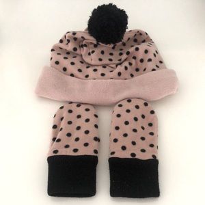Baby GAP hat and mittens set